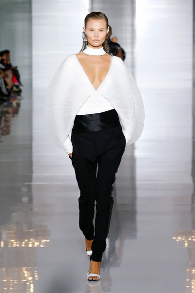 Look 80